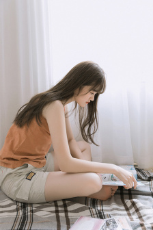 翁公与小莹